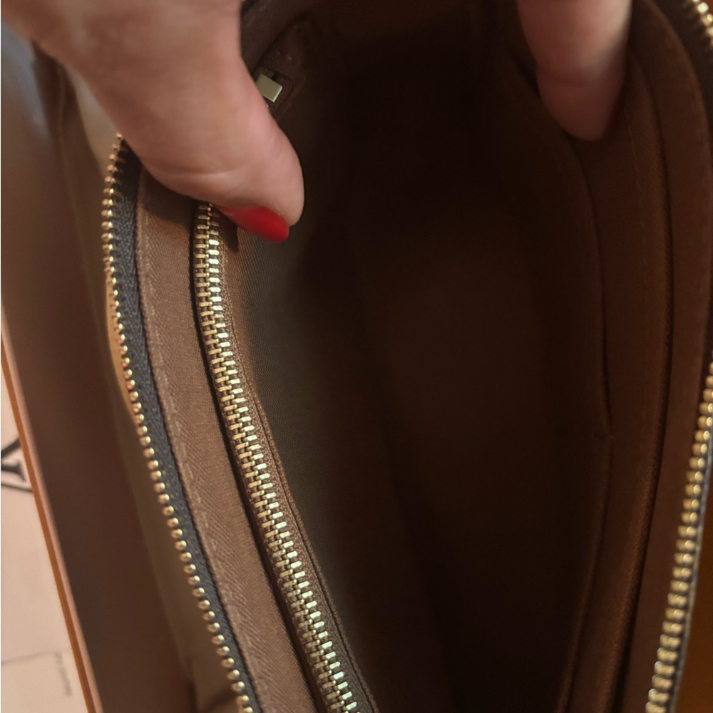 Louis Vuitton Brown Monogram Clutch - Picture 5 of 9